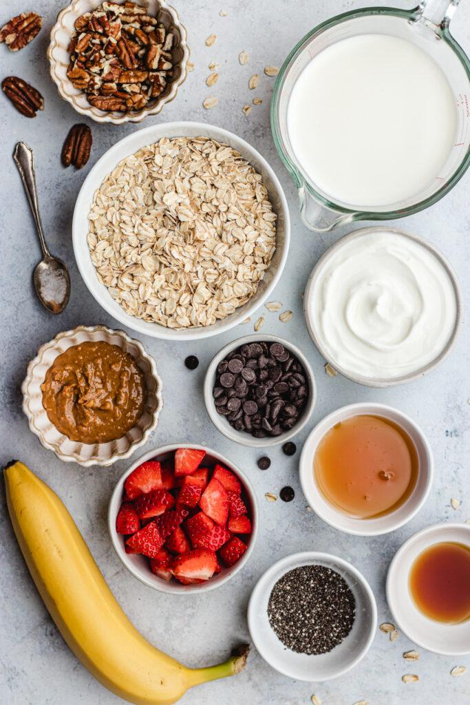banana-split-overnight-oats-1-683x1024-4.jpg