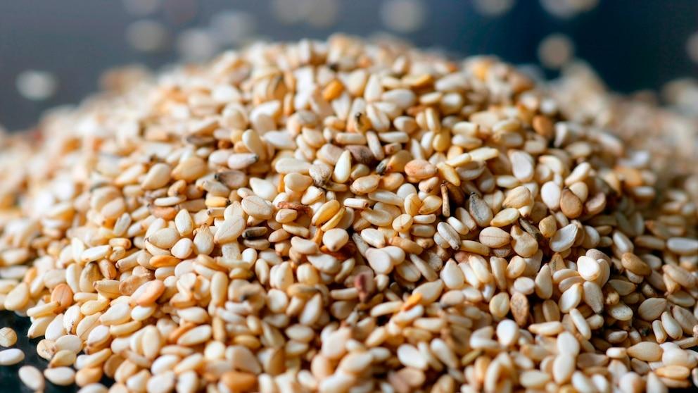 sesame-seeds-gty-jt-240109-1704825700339-hpmain-16x9-1.jpg